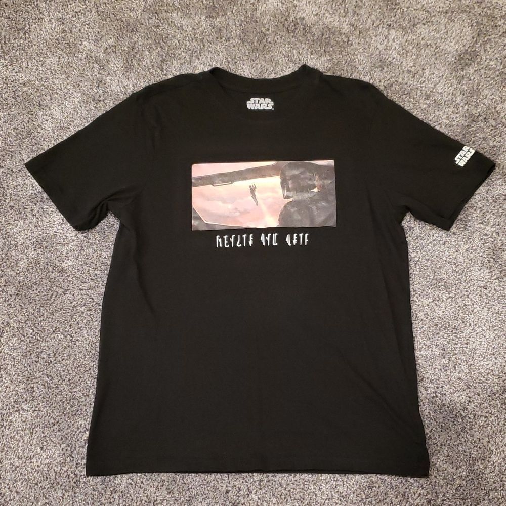 5/$25- Star Wars Mandalorian Tee